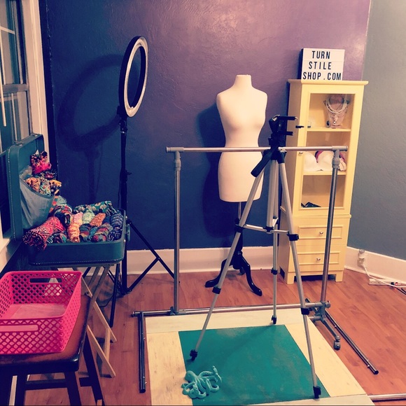 Meet your Posher, Holli - Picture 7 of 8